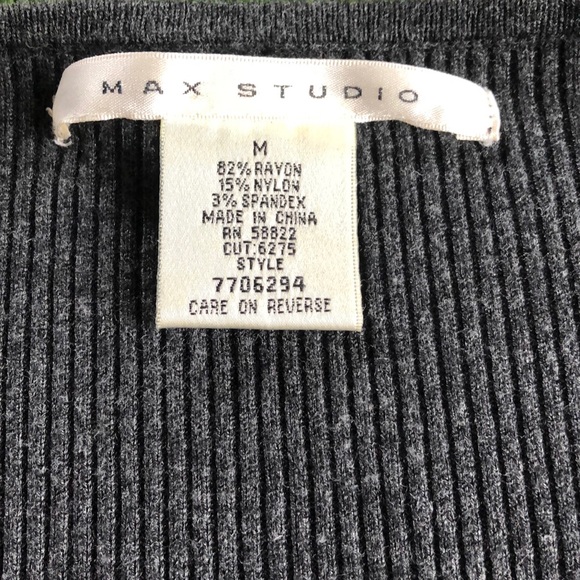 Max Studio tunic 🤍 - Picture 3 of 7